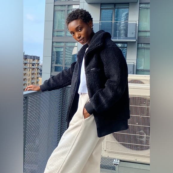 Aritzia - Wilfred Teddy Jacket (Size S) - Picture 5 of 7